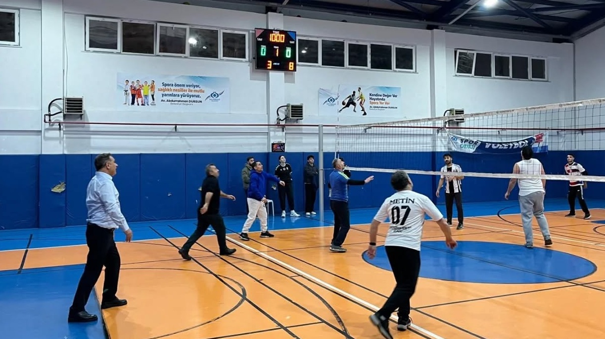 MAHALLE TURNUVASI BAŞLADI